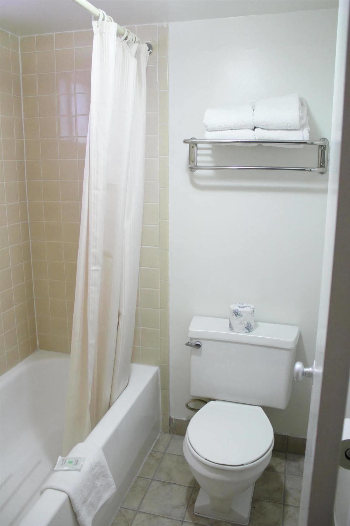 University Inn Тусон Экстерьер фото